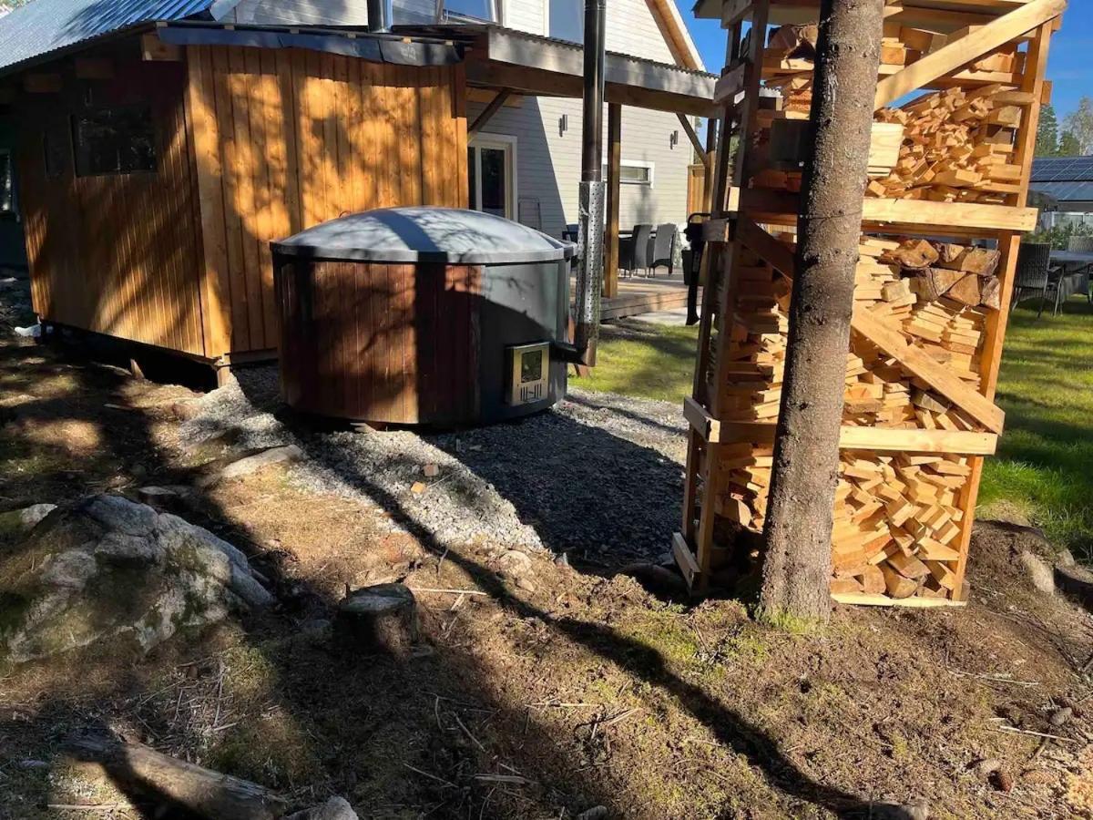 Gaeststuga 100M Fran Sjoen Vislanda Bagian luar foto